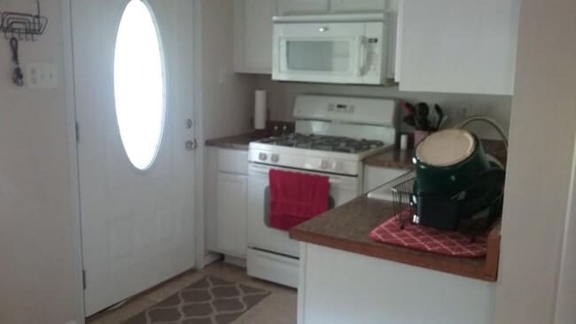 Building Photo - 309 Camp Ground Rd