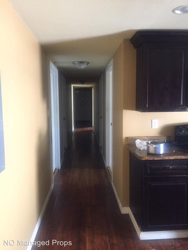 Foto del edificio - 2613-2615 Dryades St