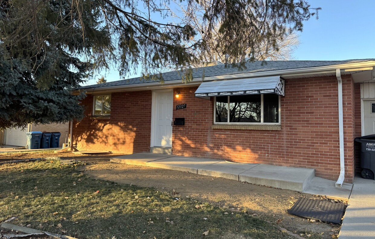 Photo - 12327 E Virginia Pl (Aurora, CO)