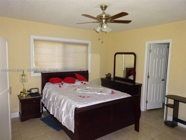 Foto del edificio - 9240 SW 56th St