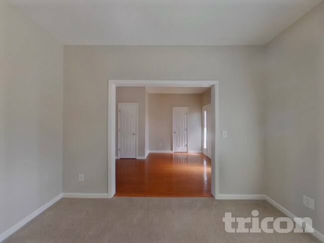 Foto del edificio - 2013 Fiona Way