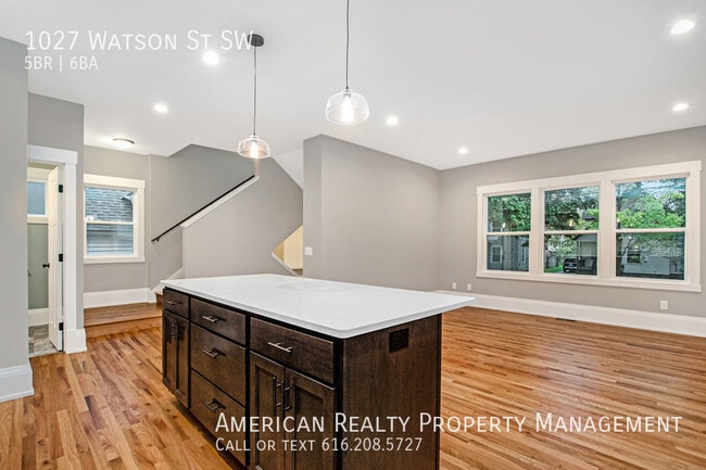 Foto del edificio - 1027 Watson St SW