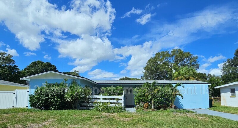 Foto principal - 2056 Temple Terrace