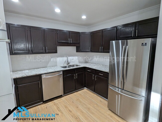 Building Photo - 500 W Woodcroft Pkwy