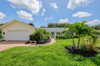 Building Photo - 28345 Tasca Dr