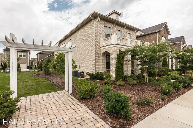 Foto del edificio - 4 br, 2.5 bath House - 140 Ashcrest Point
