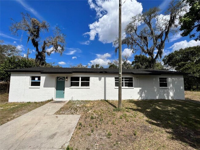 Foto del edificio - 9601 N 14th St