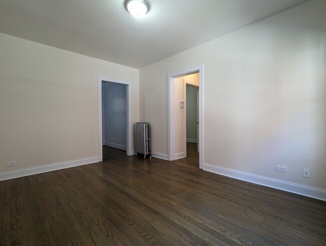 Foto del edificio - 2641 N Spaulding Ave