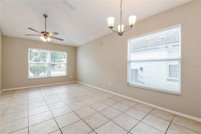 Building Photo - 2600 Chatham Cir