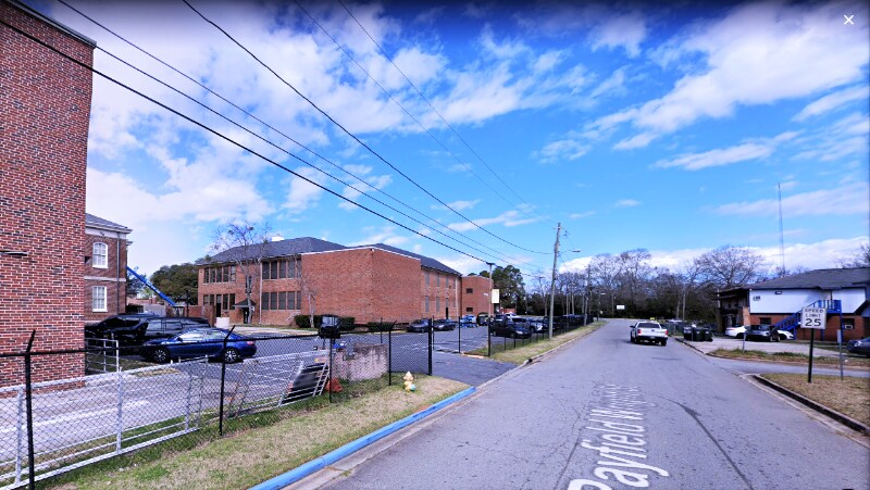Foto principal - 212 Rayfield Wright St