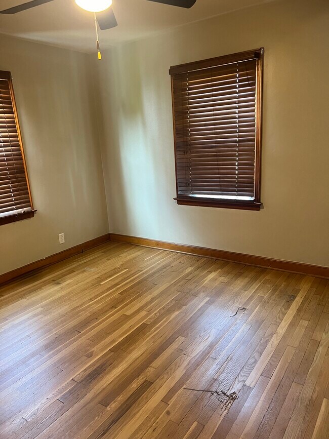 Foto del edificio - 7307 W Lisbon Ave