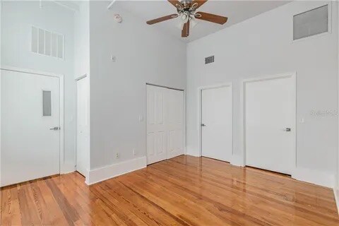 Building Photo - 1090 10th St N