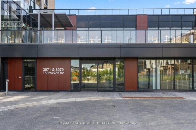 Building Photo - 3079-3079 Trafalgar Rd
