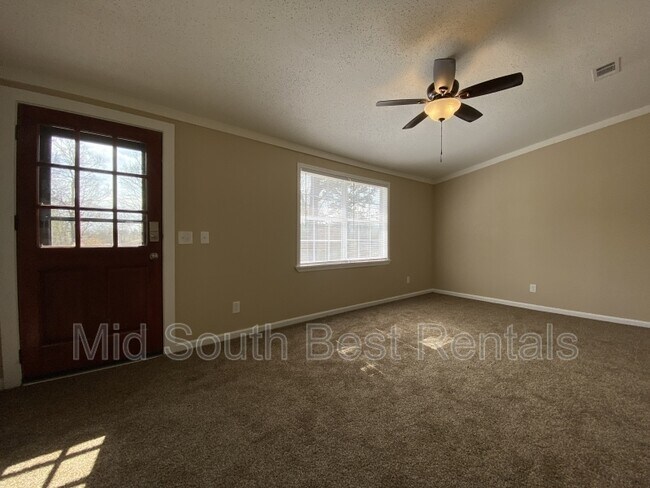 Building Photo - 5420 Blueberry Dr