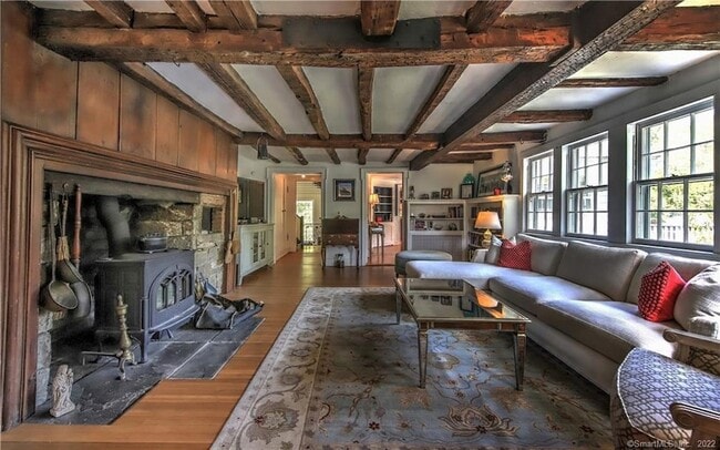 Foto del edificio - 96 Kings Hwy N