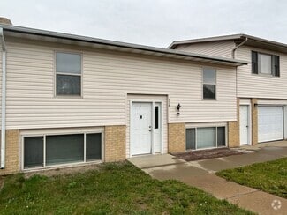 Building Photo - 378 8th St SE