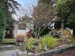 Building Photo - 11243 Occidental Ave S