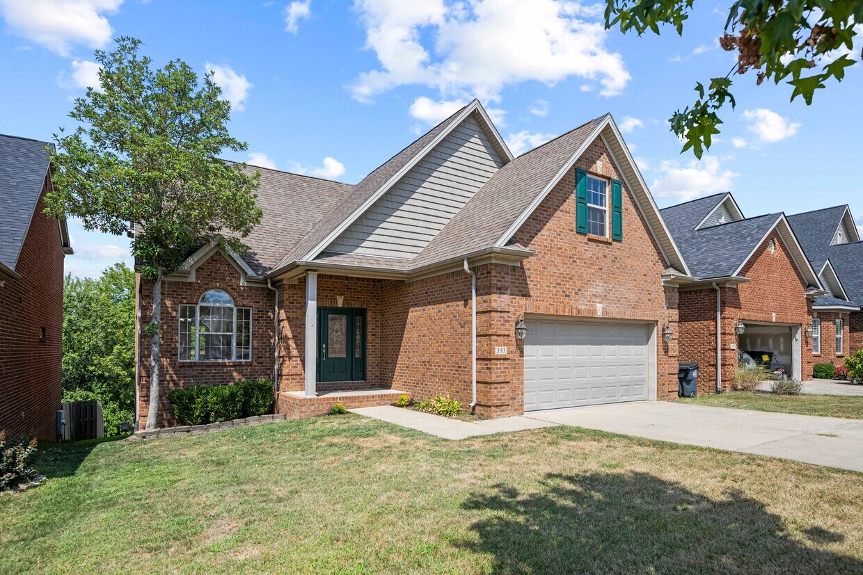 Foto principal - 393 Hays Blvd