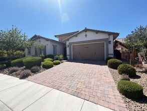 Building Photo - 273 Lindura Ct