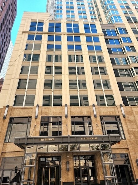 Building Photo - 57 E Delaware Pl