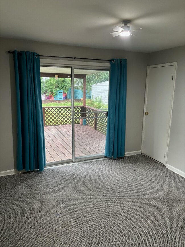 Building Photo - 435 E 36th St