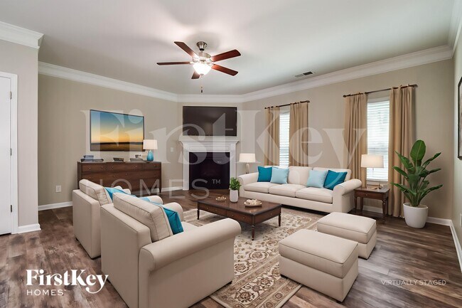 Foto del edificio - 230 Hickory Cmns Wy