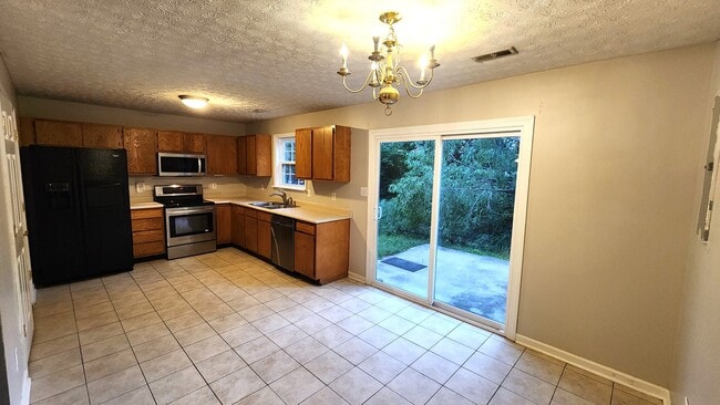 Foto del edificio - 225 Maple Leaf Ln