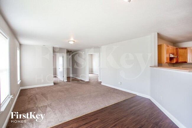Building Photo - 10171 Cumberland Pointe Boulevard