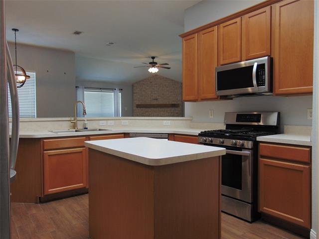 Building Photo - 3117 Cottage Ln