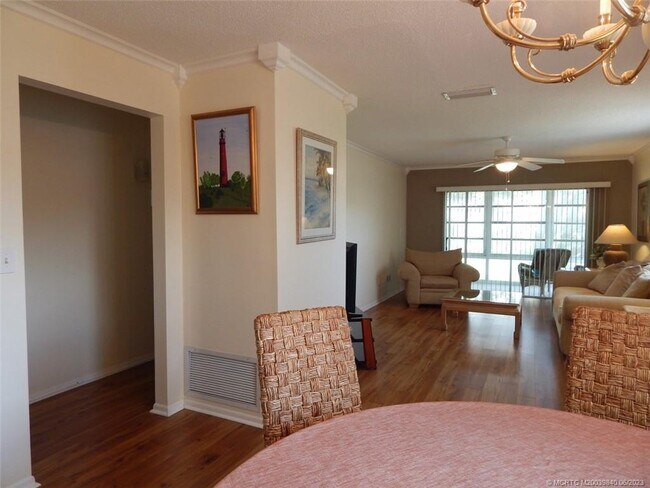 Foto del edificio - 2600 SE Ocean Blvd