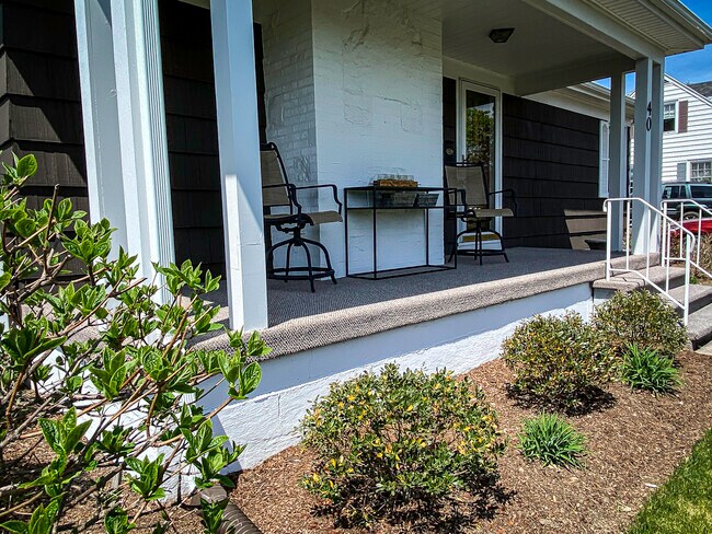 Foto del edificio - 40 Leonard Ave