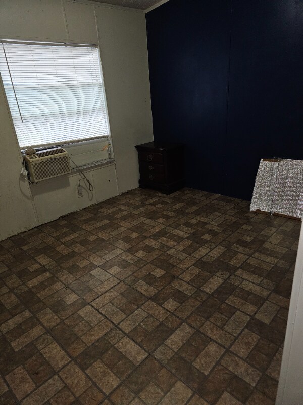 Building Photo - 5408 Phillips Cir