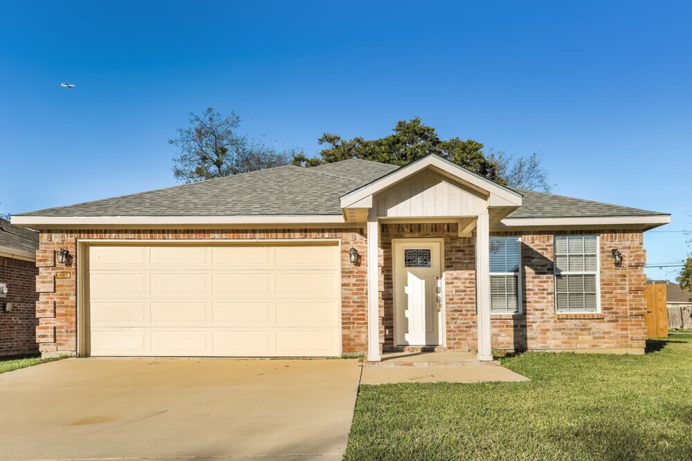 Foto principal - 802 Pangburn St