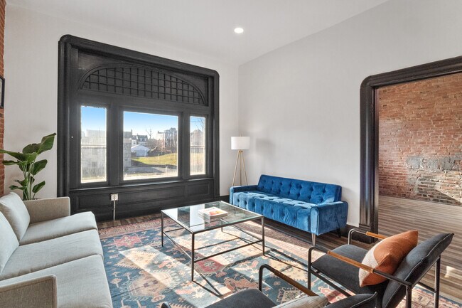 Foto del edificio - 4315 Delmar Blvd