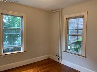 Building Photo - 6 Bucknam St