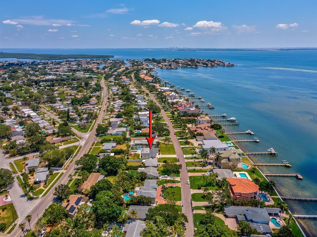 Primary Photo - 3800 Bayshore Blvd NE