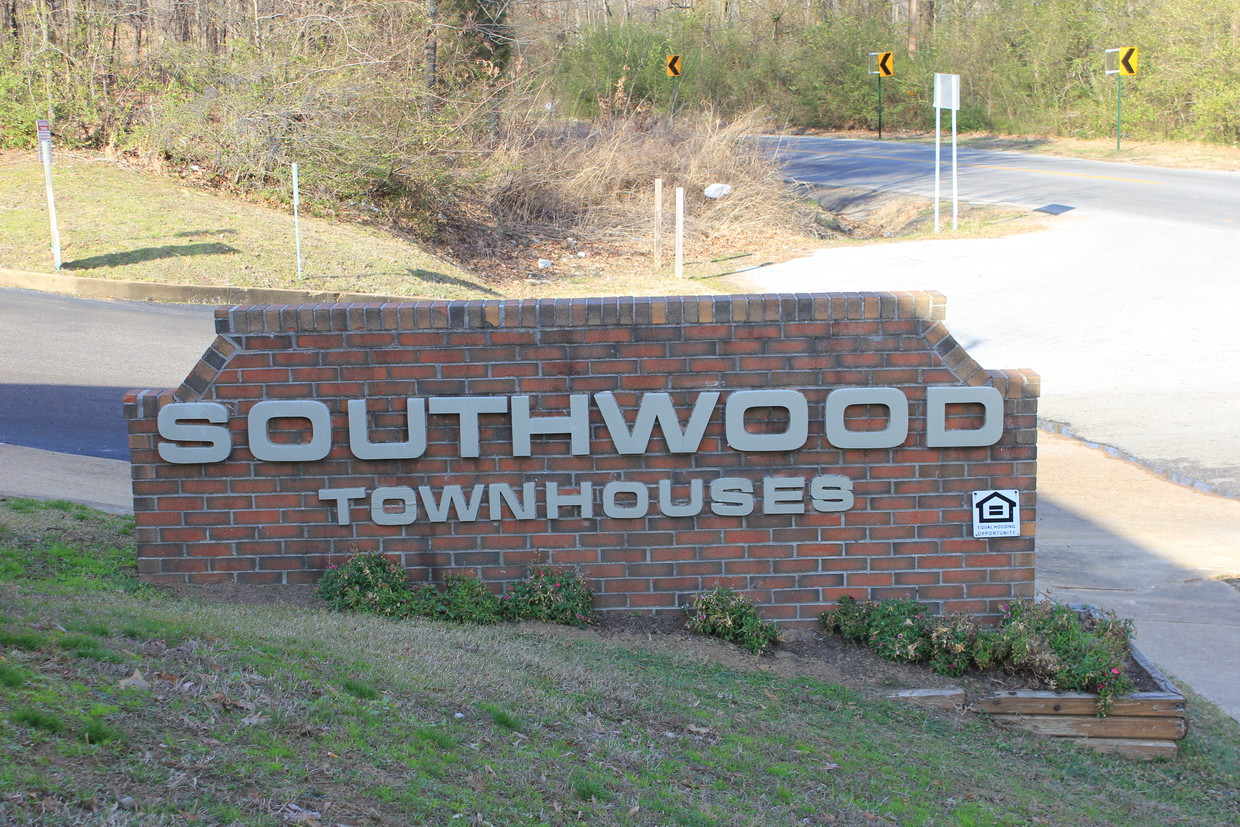 Foto principal - Southwood Townhouses