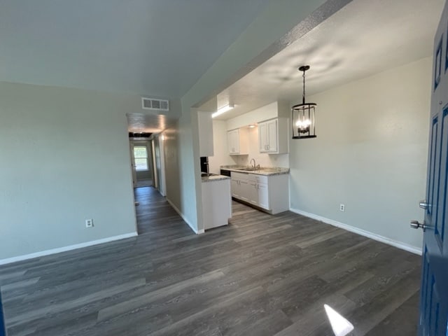 C1 3 bedroom Kit / Dining - Adelaide