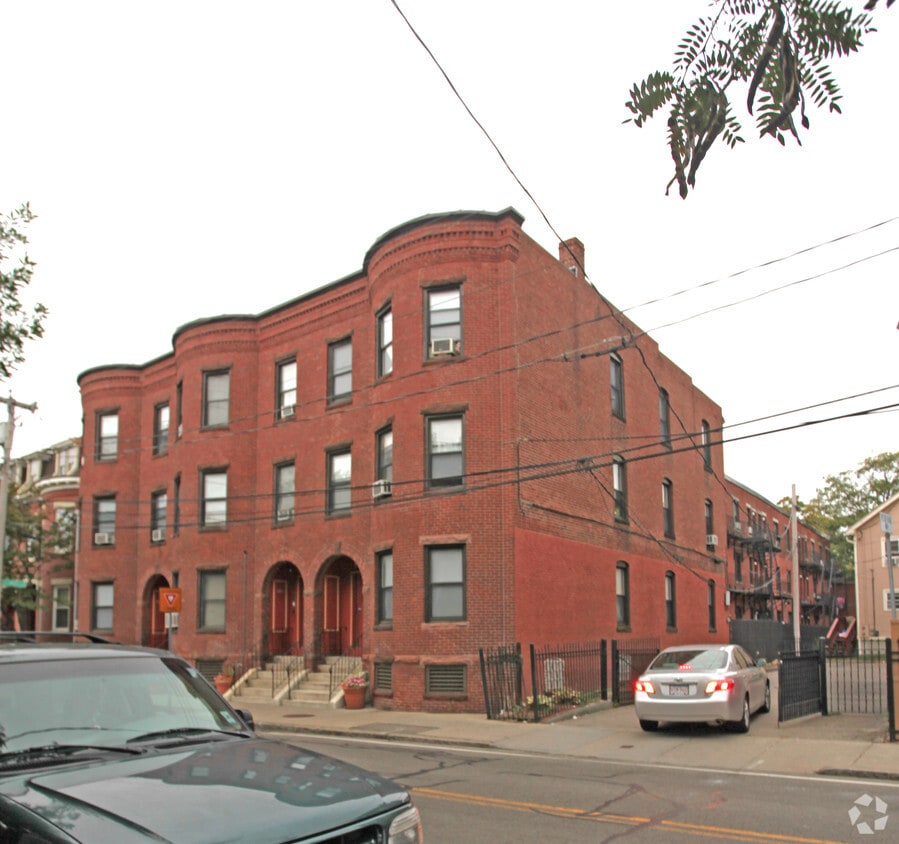 Columbia St. Apartments in Cambridge, MA