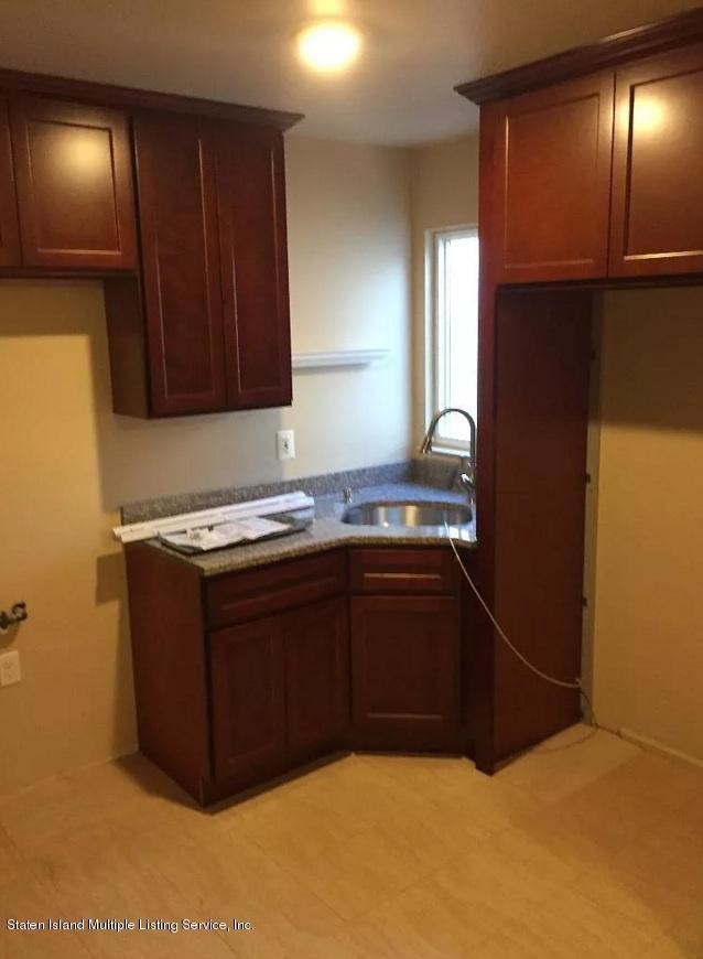 Foto del edificio - 782 Rossville Ave