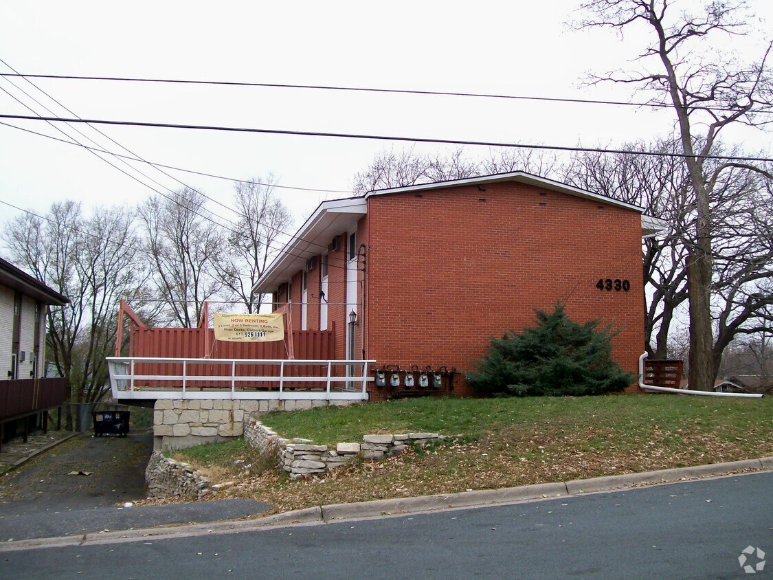 Building Photo - 4330 3rd St NE