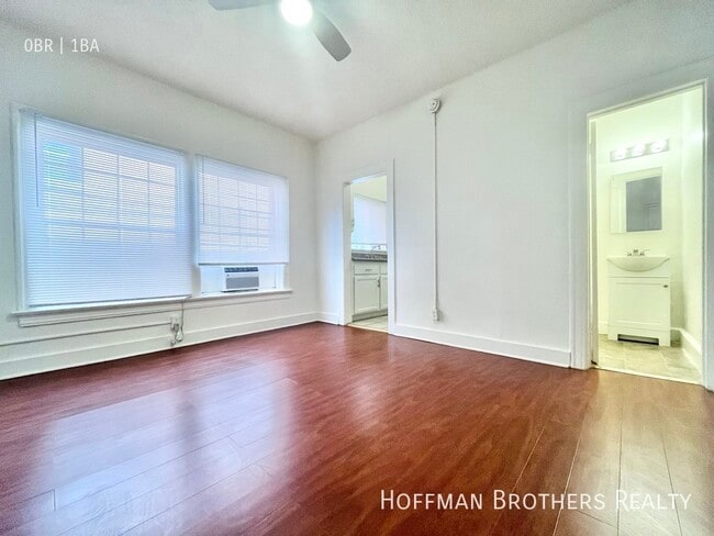 Building Photo - 1739 N Gramercy Pl