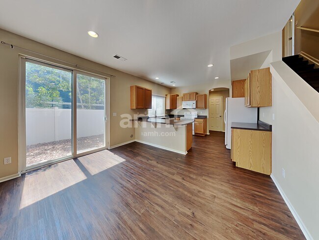 Foto del edificio - 18644 E 47th Ave