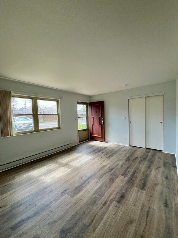 Foto del edificio - 767 N Macomb St