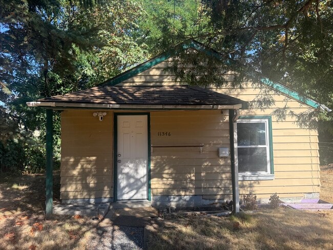 Building Photo - 11346 Sunnyside Ave N