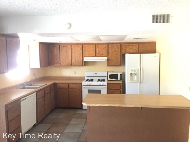 Building Photo - 711 Sea Spray Pl