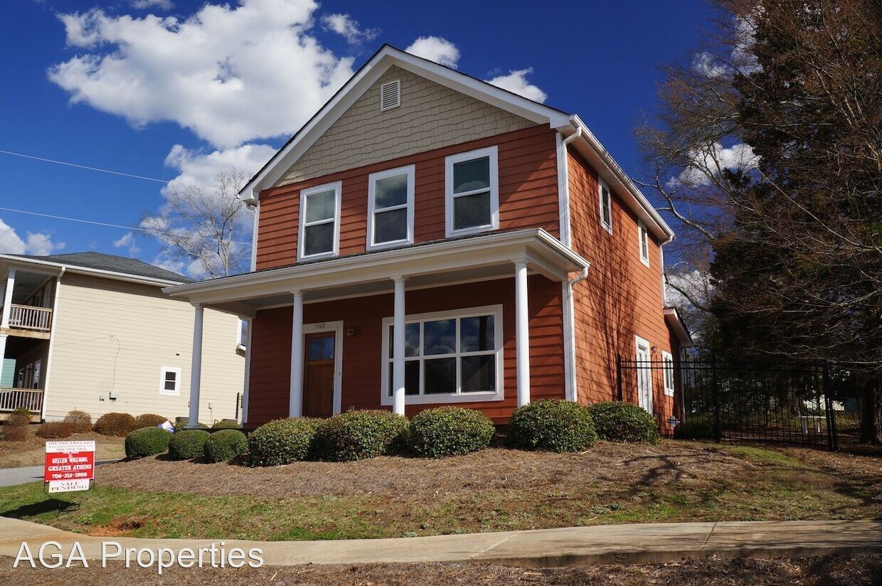 Primary Photo - 3 br, 3 bath House - 136 Herman Street, Un...