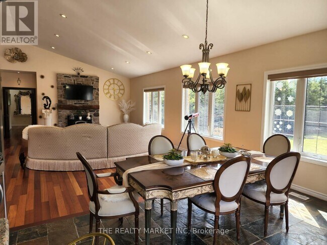 Building Photo - 383206-383220 20 Sideroad