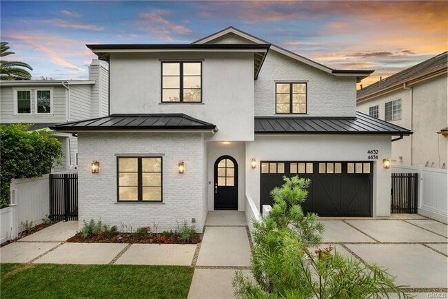 Building Photo - 4634 Vesper Ave