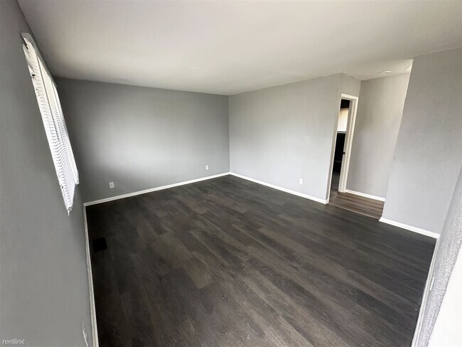 Building Photo - 3 br, 1 bath House - 1555 Jonathan Drive